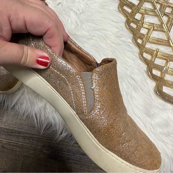 Frye Lena Metallic Silver Leather Sneakers - Picture 9 of 11